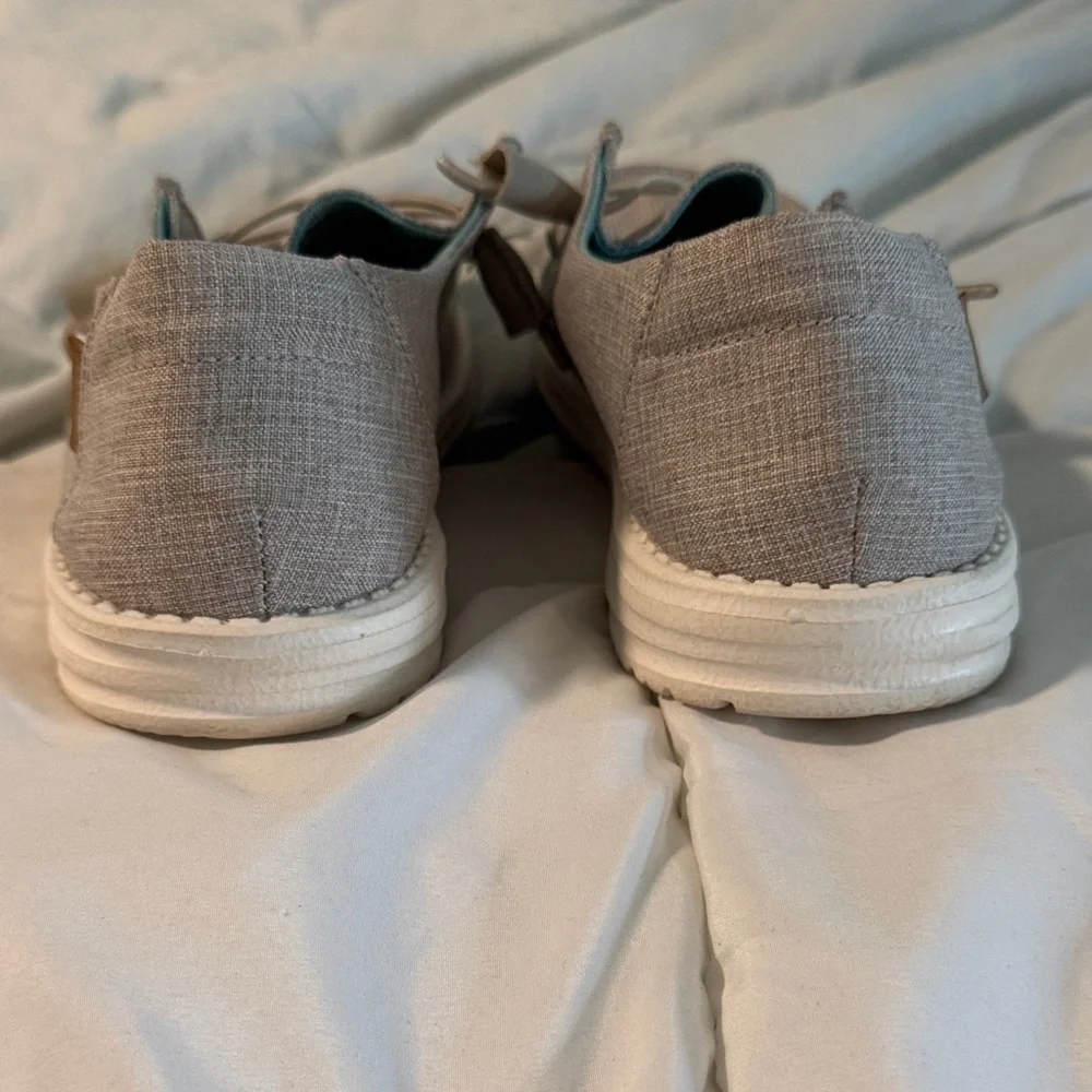 Hey Dude Woman’s Loafers - Light Gray and Cream - Picture 3 of 4